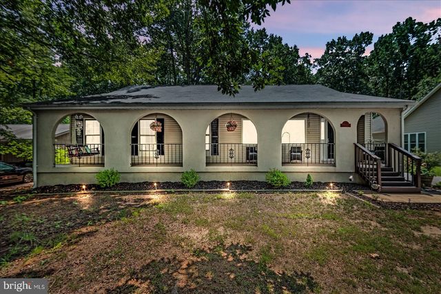 135 WASHINGTON ST, Locust Grove, VA 22508