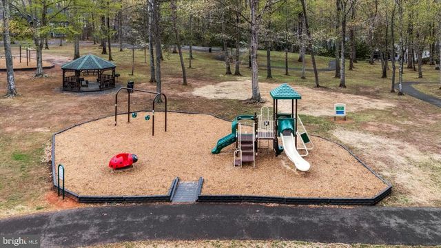 135 WASHINGTON ST, Locust Grove, VA 22508