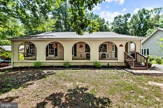 135 WASHINGTON ST, Locust Grove, VA 22508