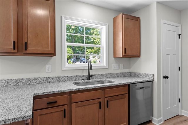 5044 Polk Avenue, Winston-salem, NC 27106