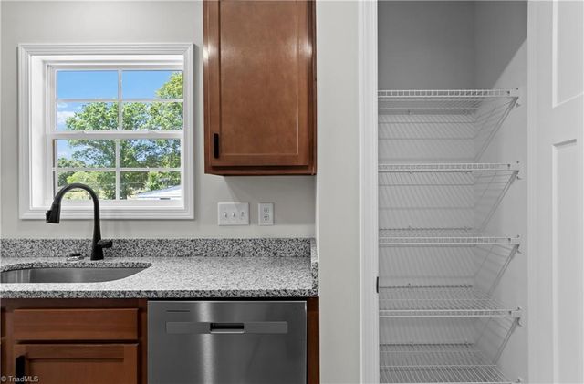 5044 Polk Avenue, Winston-salem, NC 27106