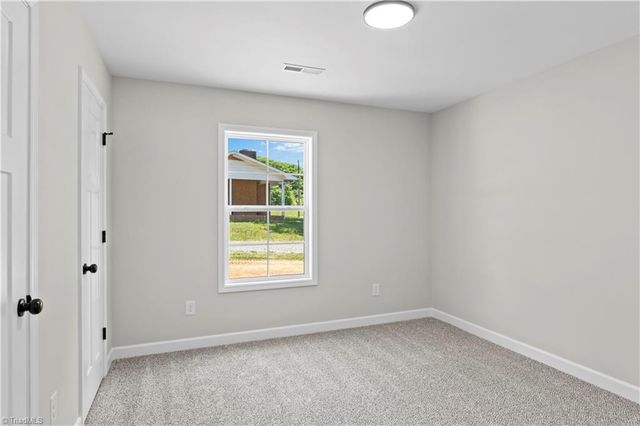 5044 Polk Avenue, Winston-salem, NC 27106