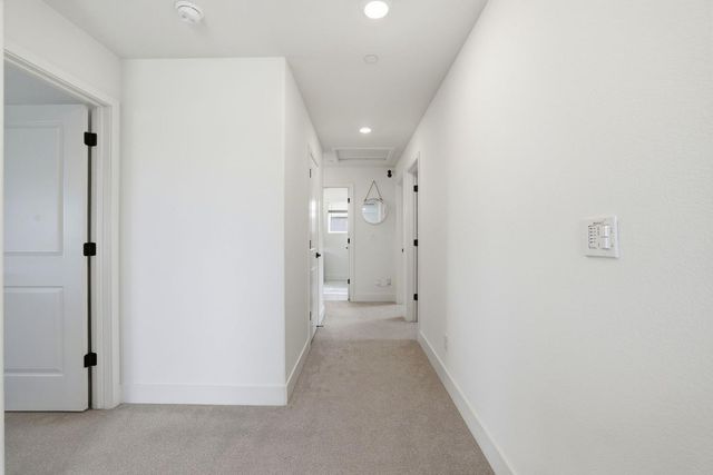 5060 Lisbon Way, Roseville, CA 95747