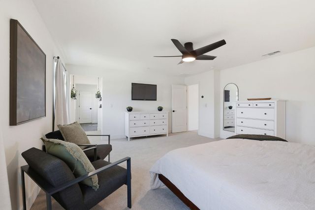 5060 Lisbon Way, Roseville, CA 95747