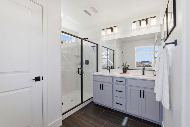 5060 Lisbon Way, Roseville, CA 95747