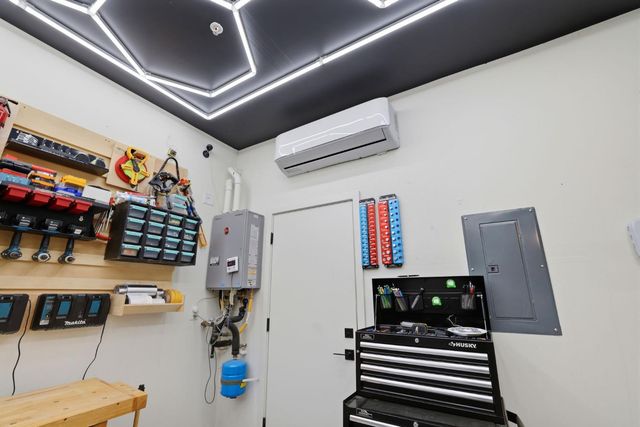 5060 Lisbon Way, Roseville, CA 95747