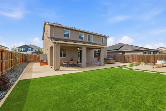 5060 Lisbon Way, Roseville, CA 95747