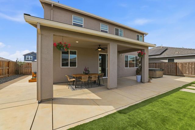 5060 Lisbon Way, Roseville, CA 95747