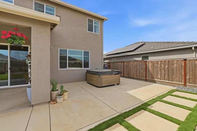 5060 Lisbon Way, Roseville, CA 95747