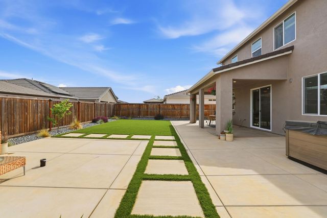 5060 Lisbon Way, Roseville, CA 95747