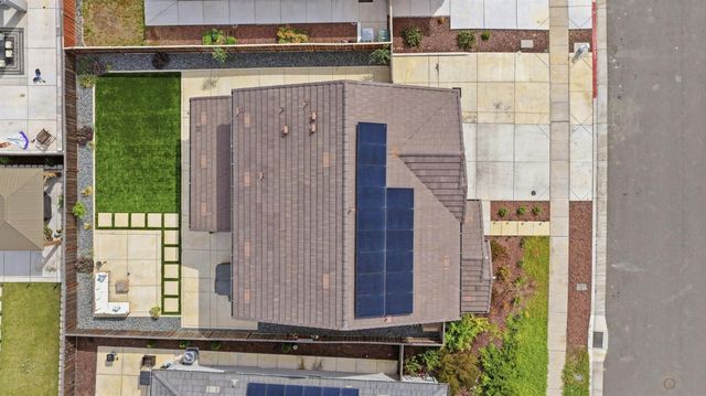 5060 Lisbon Way, Roseville, CA 95747