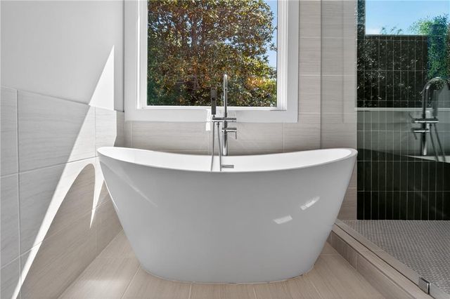 25 Candler Road SE, Atlanta, GA 30317