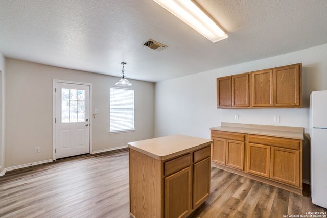 5616 Poppy Seed Run, Leon Valley, TX 78238