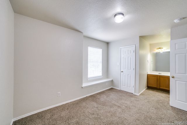 5616 Poppy Seed Run, Leon Valley, TX 78238