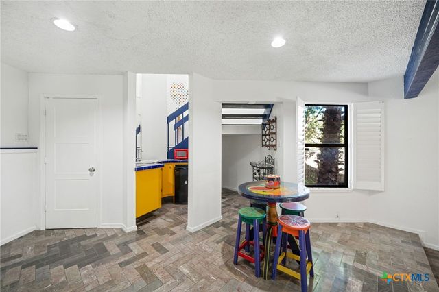 590 Cross River Street, New Braunfels, TX 78130