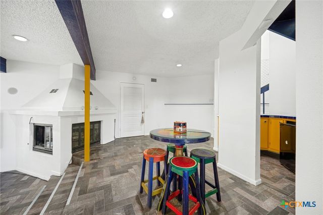 590 Cross River Street, New Braunfels, TX 78130