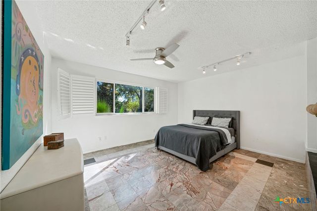 590 Cross River Street, New Braunfels, TX 78130