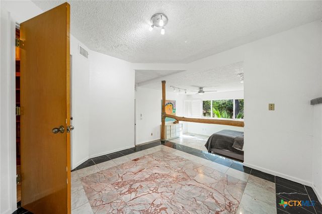 590 Cross River Street, New Braunfels, TX 78130