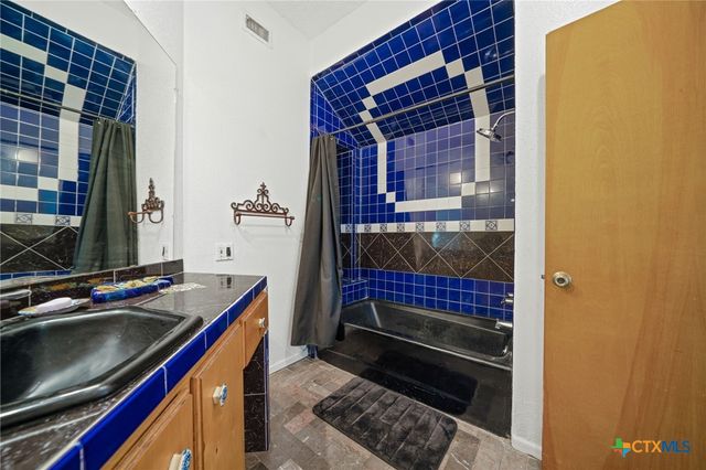 590 Cross River Street, New Braunfels, TX 78130
