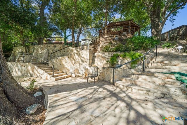 590 Cross River Street, New Braunfels, TX 78130