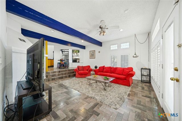 590 Cross River Street, New Braunfels, TX 78130