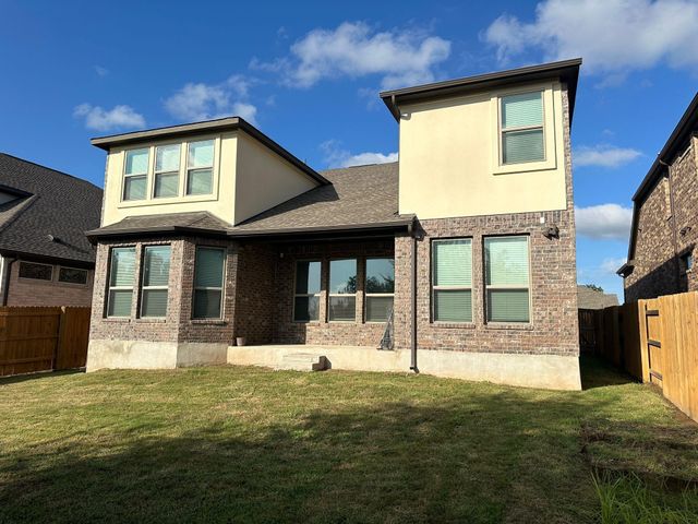 921 Del Raphael DR, Leander, TX 78641