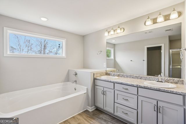 91 Richmond Drive, Lagrange, GA 30240