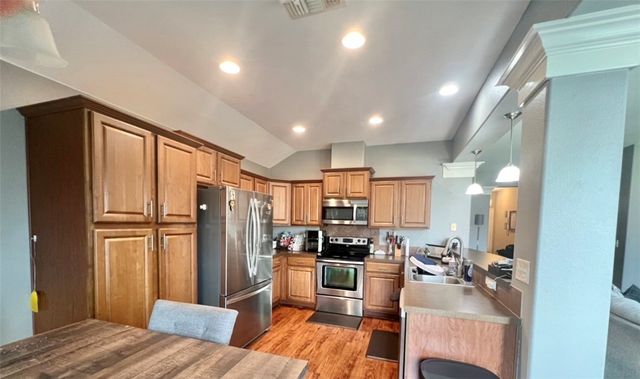 1135 Imperial St, Portland, TX 78374