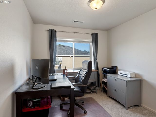 2002 S TAVERNER Dr, Ridgefield, WA 98642
