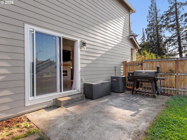 2002 S TAVERNER Dr, Ridgefield, WA 98642