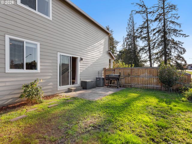 2002 S TAVERNER Dr, Ridgefield, WA 98642