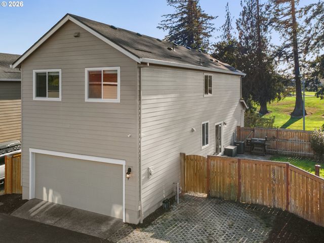 2002 S TAVERNER Dr, Ridgefield, WA 98642