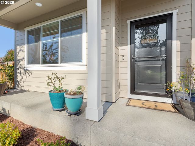2002 S TAVERNER Dr, Ridgefield, WA 98642