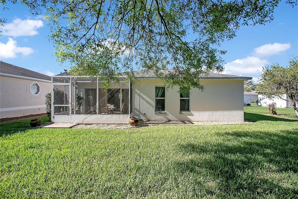 Image 29 of property listing at 32804 OAK PARK DRIVE, Leesburg, FL 34748