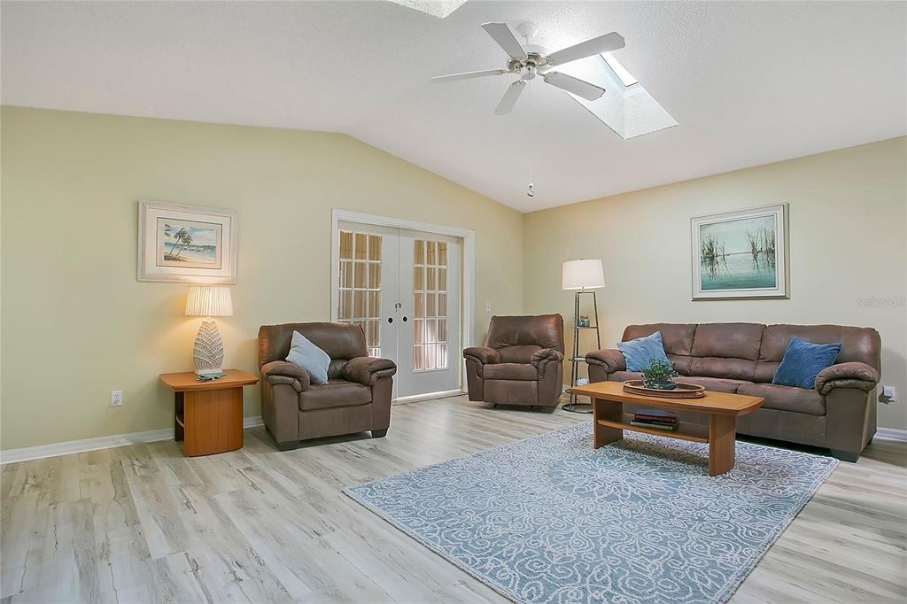 Image 8 of property listing at 32804 OAK PARK DRIVE, Leesburg, FL 34748