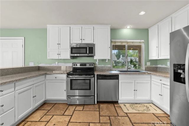 1853 Hillary Ct, Simi Valley, CA 93065