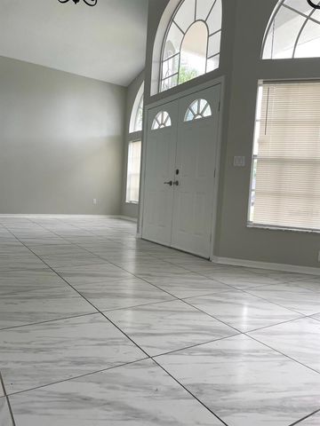 12101 ROSELAND DRIVE, New Port Richey, FL 34654