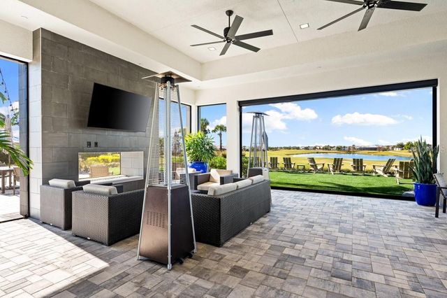3225 TORTA COURT, Bradenton, FL 34211