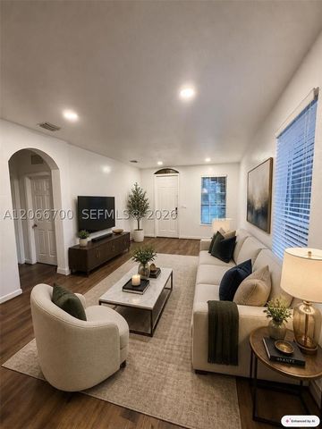 9301 SW 171st Ave, Miami, FL 33196