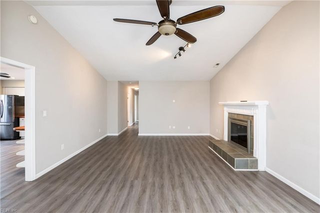 1921 Dolina DR, Virginia Beach, VA 23464