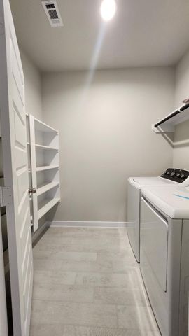 8714 Mallow Rose Way, Rosharon, TX 77583