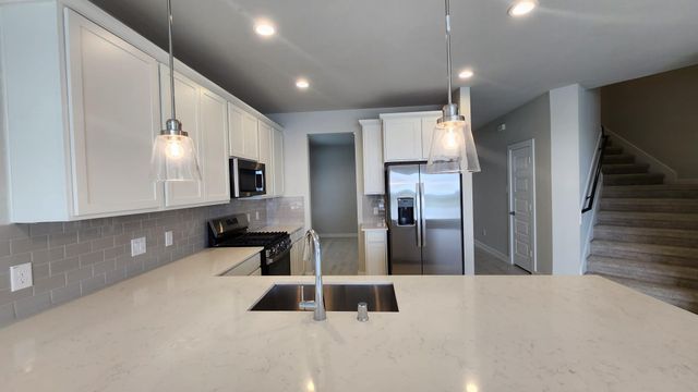 8714 Mallow Rose Way, Rosharon, TX 77583