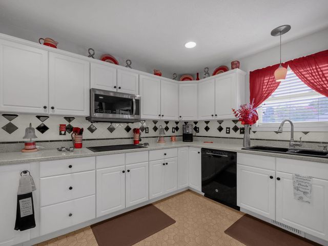 7256 Windsor Ridge Drive, Dayton, OH 45424