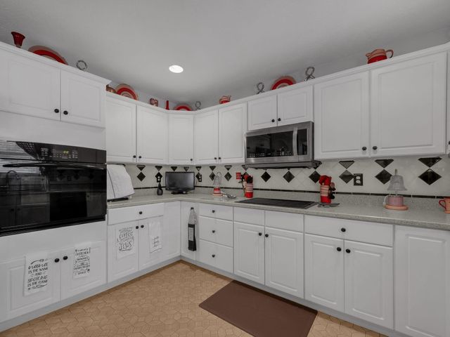 7256 Windsor Ridge Drive, Dayton, OH 45424