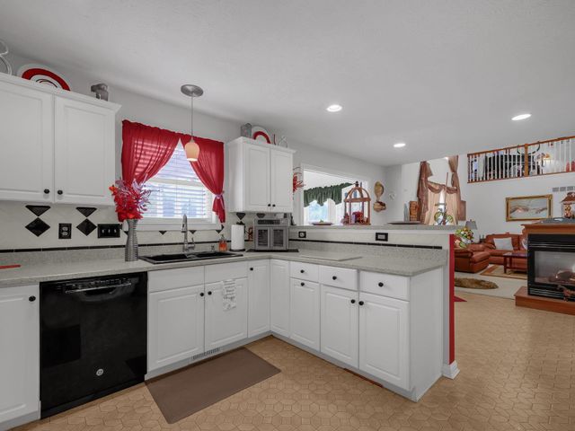 7256 Windsor Ridge Drive, Dayton, OH 45424