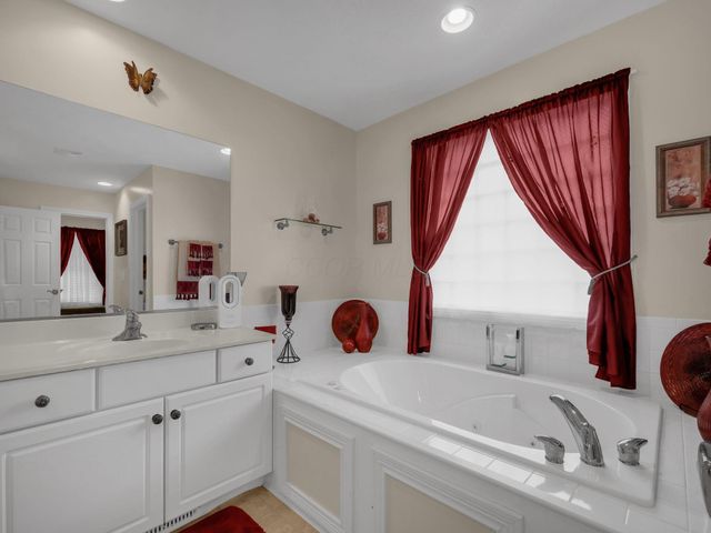 7256 Windsor Ridge Drive, Dayton, OH 45424