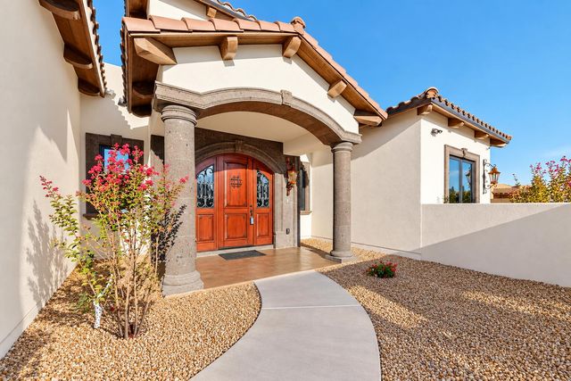 6224 Camino Alto Road NW, Albuquerque, NM 87120