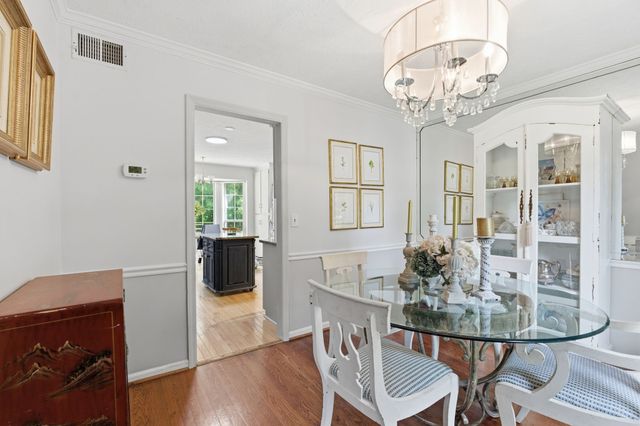 5141 English Village Dr, Nashville, TN 37211