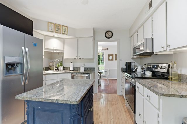 5141 English Village Dr, Nashville, TN 37211