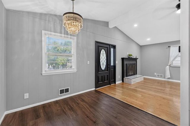 1217 S Osage Street, Independence, MO 64055
